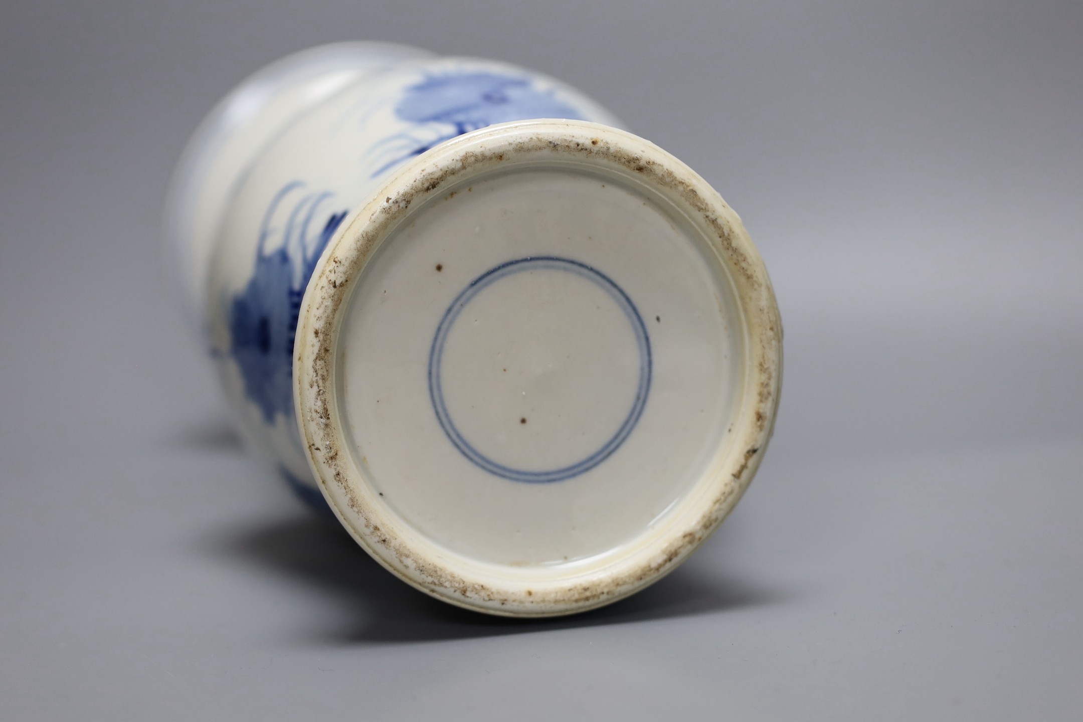 A Chinese blue and white vase, 33cm